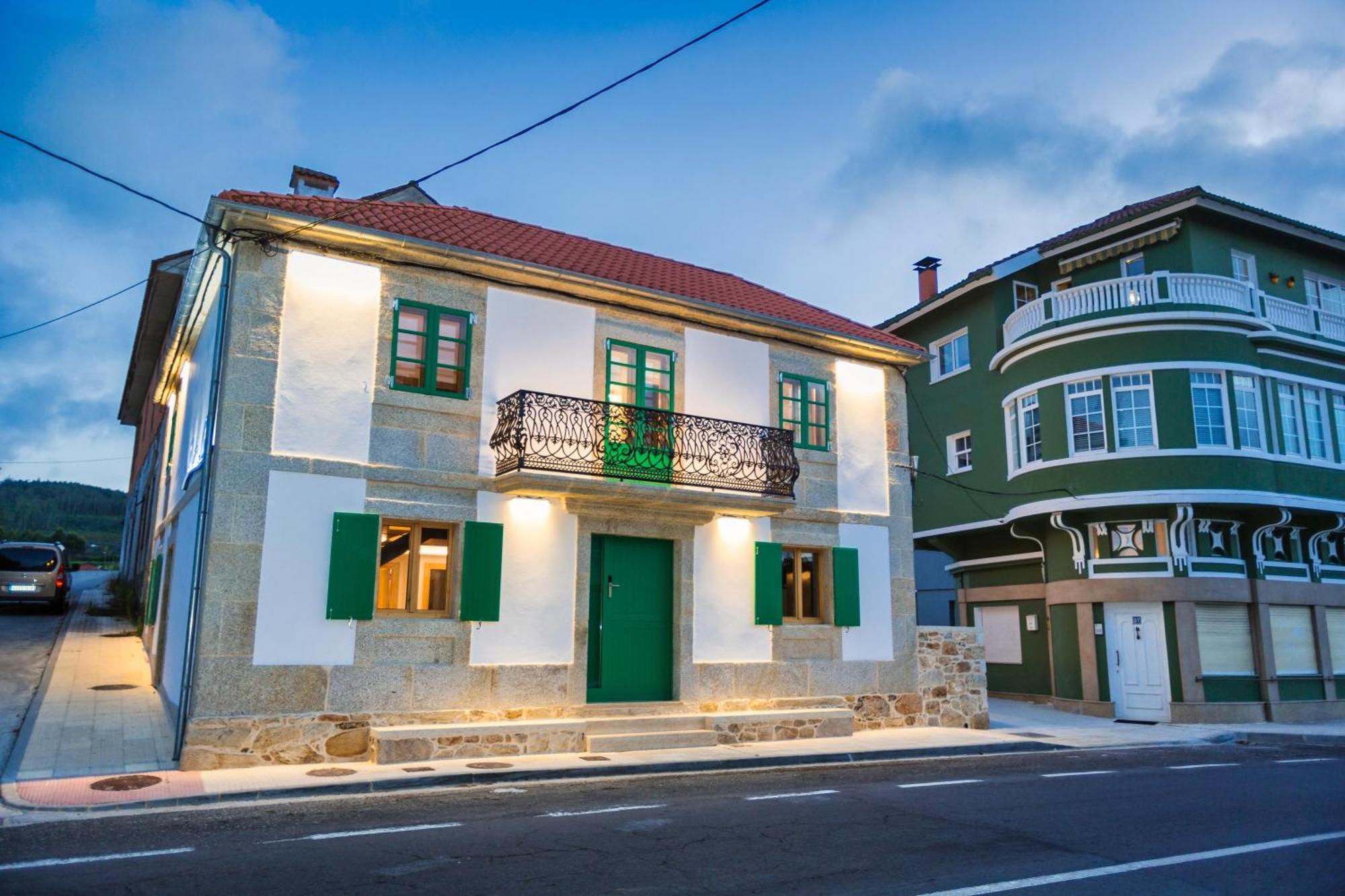A De Lucia Hotel Quintans Exterior photo